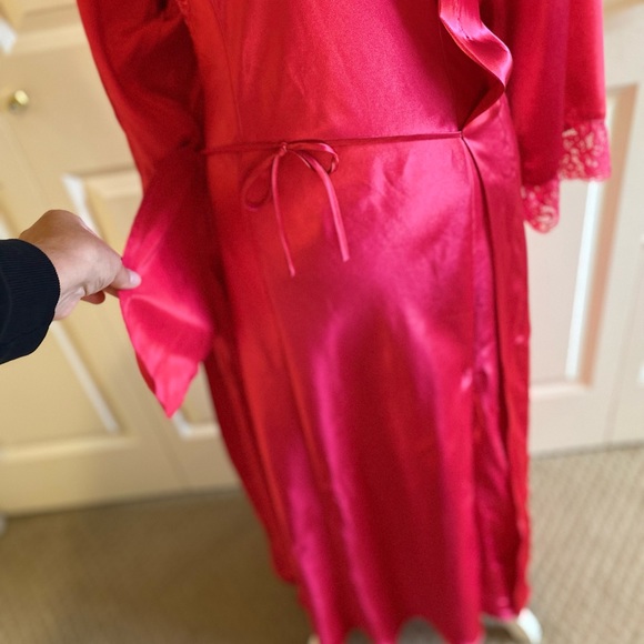 Victoria’ Secret Pink Lace Slip & Robe | Medium - Picture 8 of 11